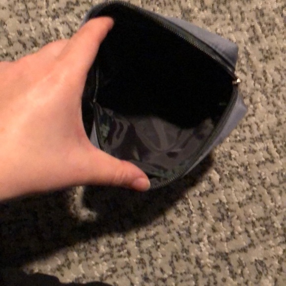 United Light Gray & Blue Accessories Bag - Picture 3 of 5